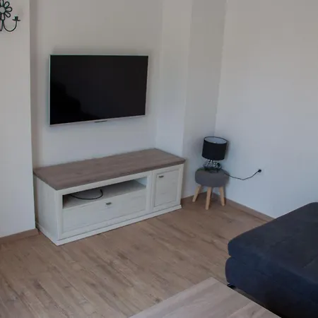 Mate Apartment *
