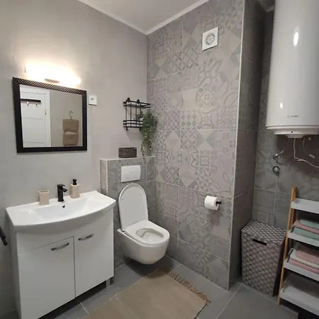 Mate Apartment *